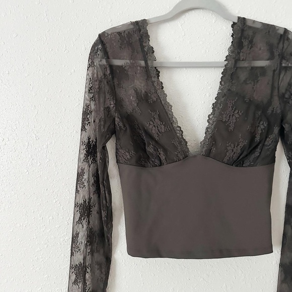 NWOT - Free People Intimately Off Duty Layering Top in Gray - Size M - Picture 3 of 4